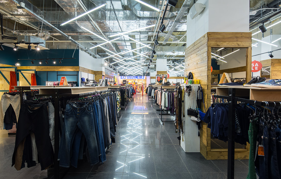 OrangeClub - Освітлення магазину одягу