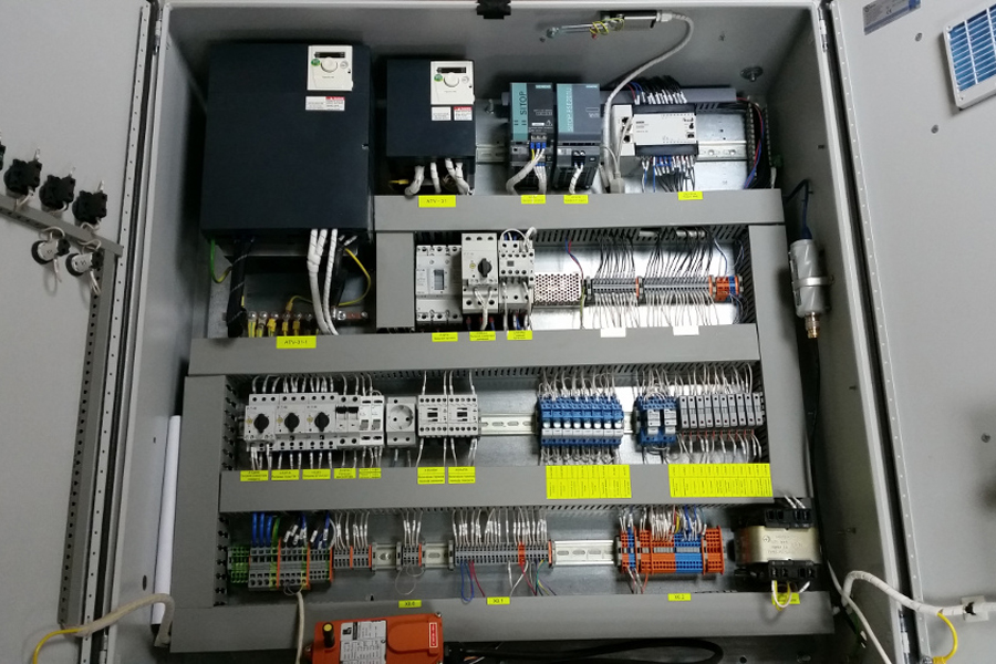 Как проводится монтаж электрощита?