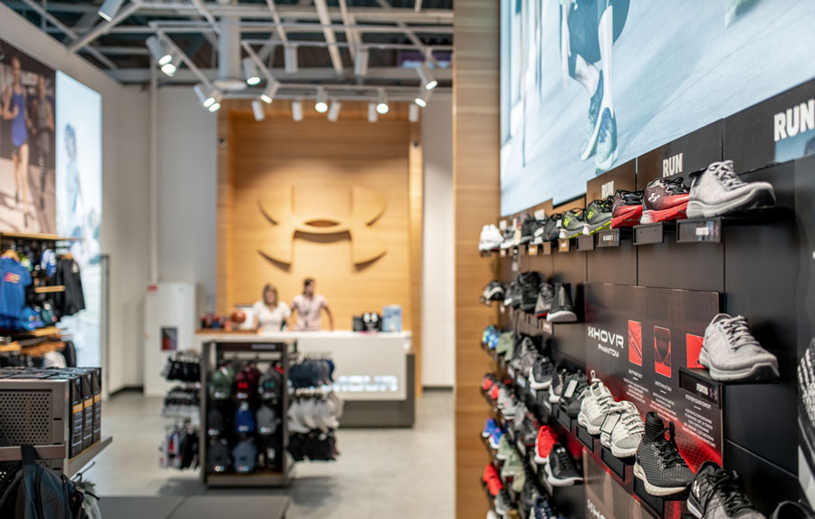 Помогаем настроить освещение для ритейла