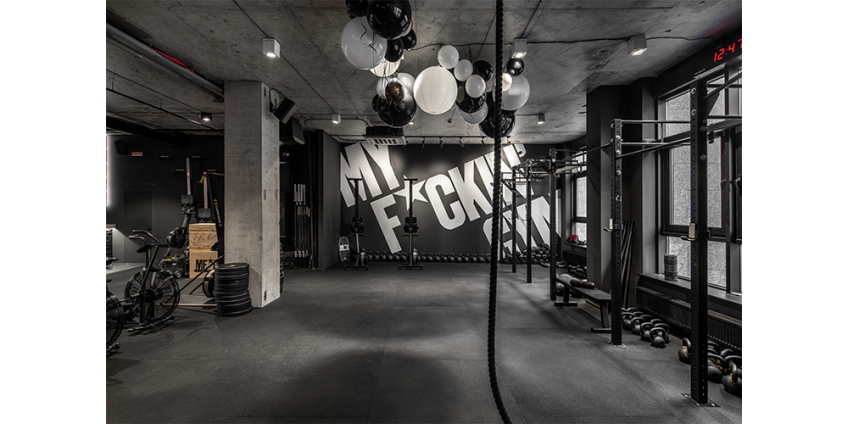 My F*cking Gym — Освещение для спортивного клуба