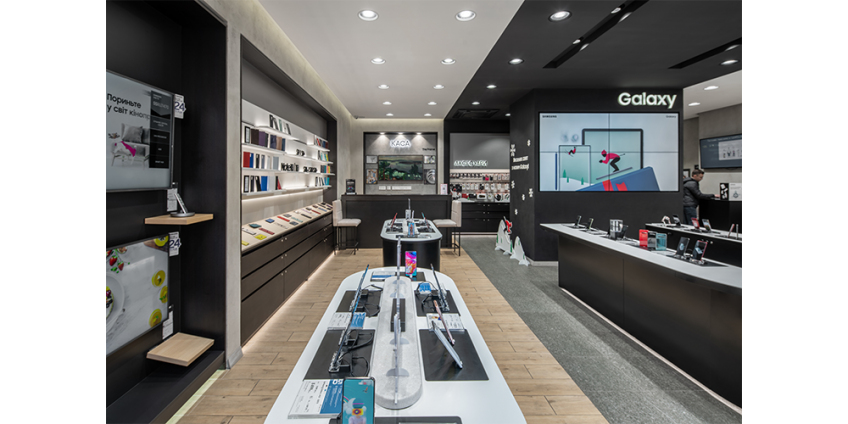 Samsung — освещение магазина електроники Samsung — освещение магазина електроники