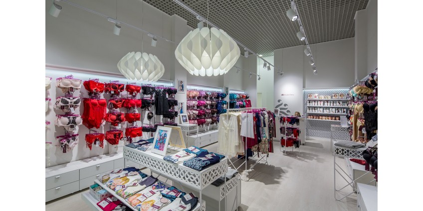 Anabel Arto — Освещение магазина нижнего белья Anabel Arto — Освещение магазина нижнего белья