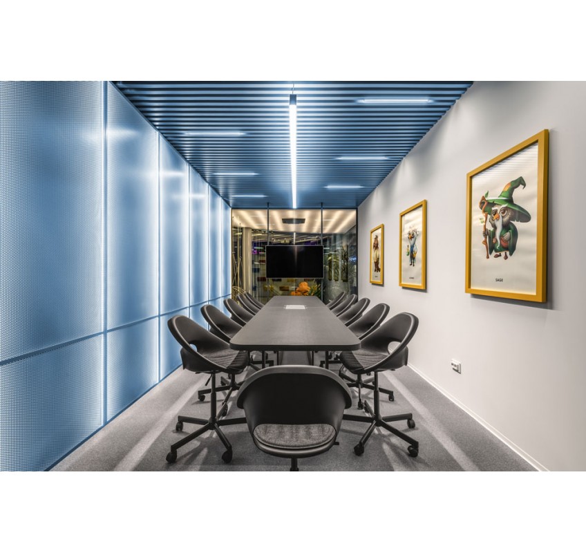 IONE GAMES освещение для офиса IT компании