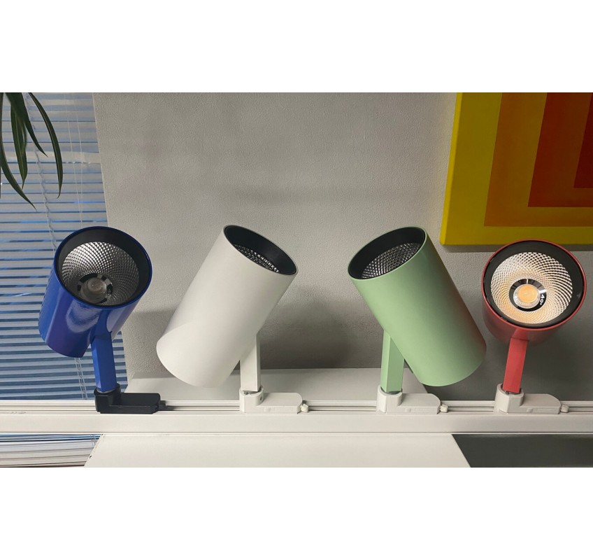 Прожектор SHOOTER-L: адаптивное трековое освещение для коммерческих интерьеров