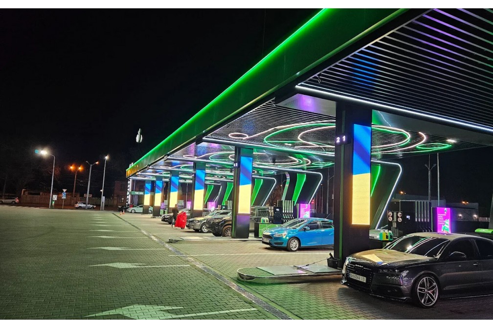 Сучасне LED-освітлення АЗС: рішення, переваги і вибір світильників