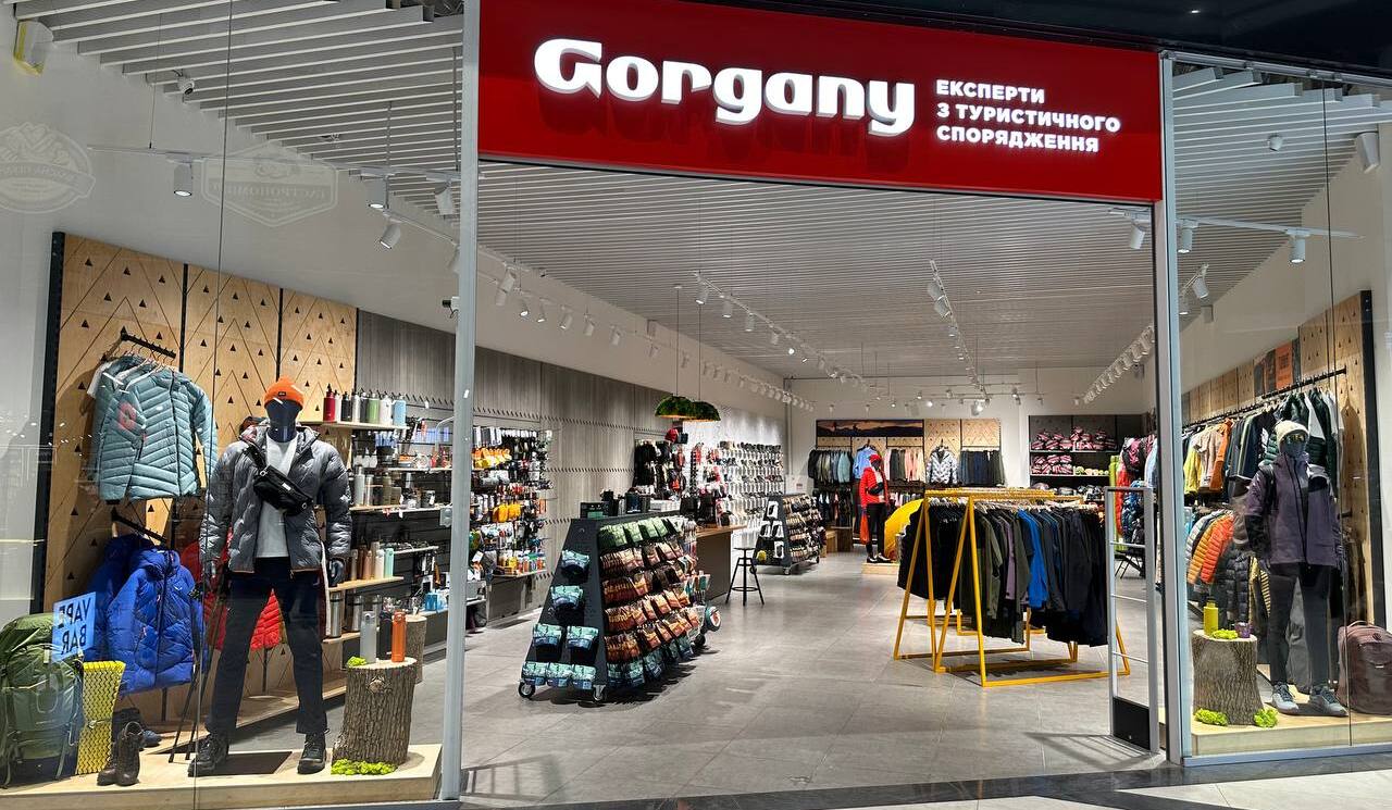 Gorgany — освітлення магазину туристичного спорядження Gorgany — освітлення магазину туристичного спорядження